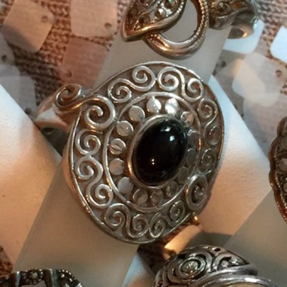 Vintage Sterling Silver & Onyx Ring